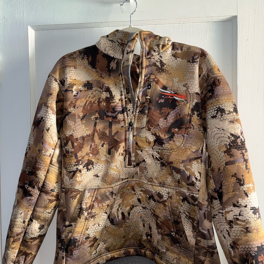 Sitka hooded jacket size medium